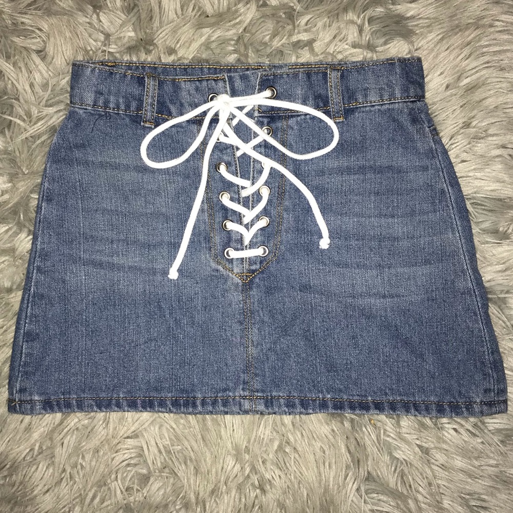 NWOT Forever 21 Lace-up Jean Skirt